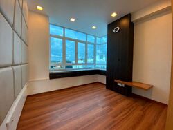 East Signature (D15), Apartment #525760511